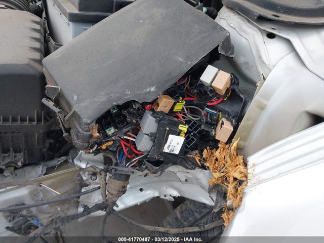 5NPD84LF4JH395953 Hyundai ELANTRA SEL