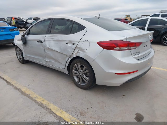 5NPD84LF4JH395953 Hyundai ELANTRA SEL