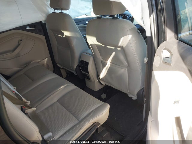 1FMCU9GD3HUE24660 Ford ESCAPE SE