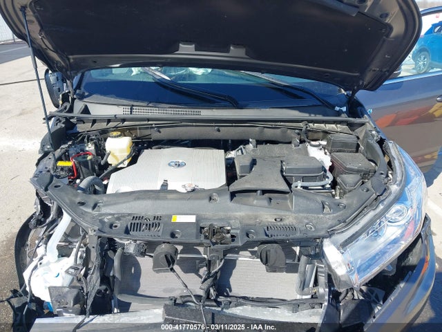 Toyota Highlander Hybrid Le 2019 5TDBGRFH3KS076303 Image 10