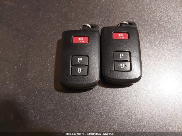 Toyota Highlander Hybrid Le 2019 5TDBGRFH3KS076303 Image 11