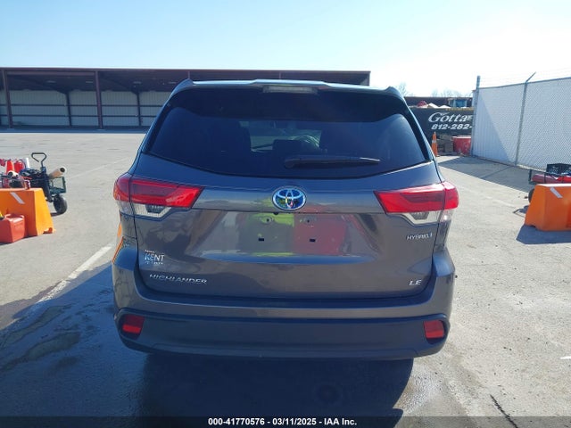 Toyota Highlander Hybrid Le 2019 5TDBGRFH3KS076303 Image 17