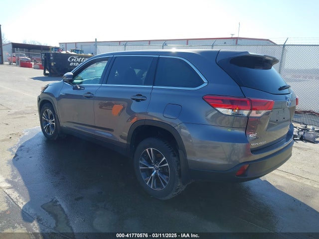 Toyota Highlander Hybrid Le 2019 5TDBGRFH3KS076303 Image 3