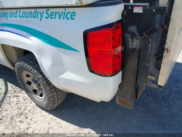 Chevrolet Silverado 1500 Wt 2018 1GCNCNEC7JZ160368 Image 17