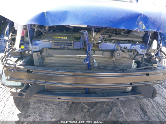7MUBAAAG5PV068752 Toyota Corolla Cross Le