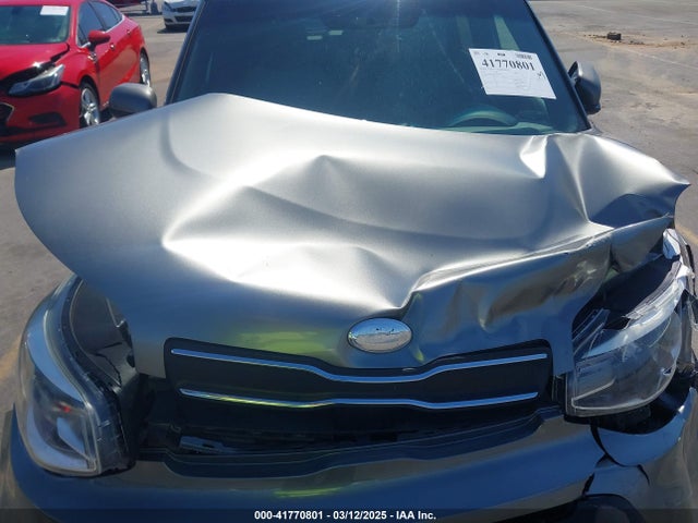 KIA Soul 2019 KNDJN2A20K7694992 Image 10