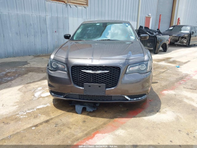 Chrysler 300 Touring Awd 2018 2C3CCARG8JH315799 Image 12