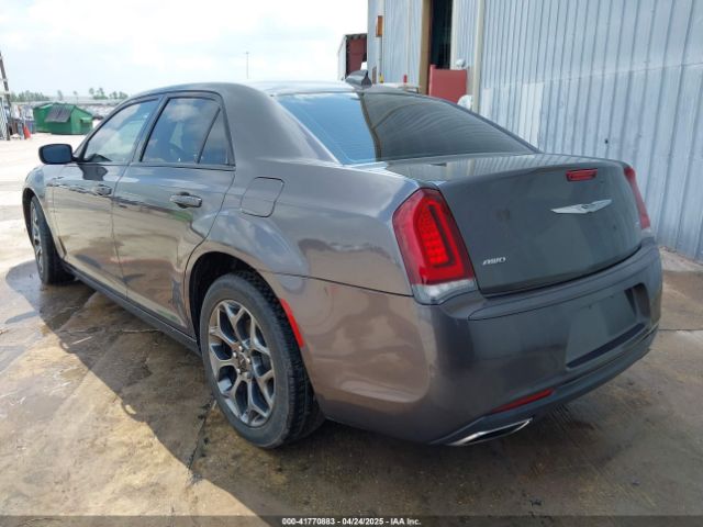 2018 CHRYSLER 300 2C3CCARG8JH315799 Photo 2