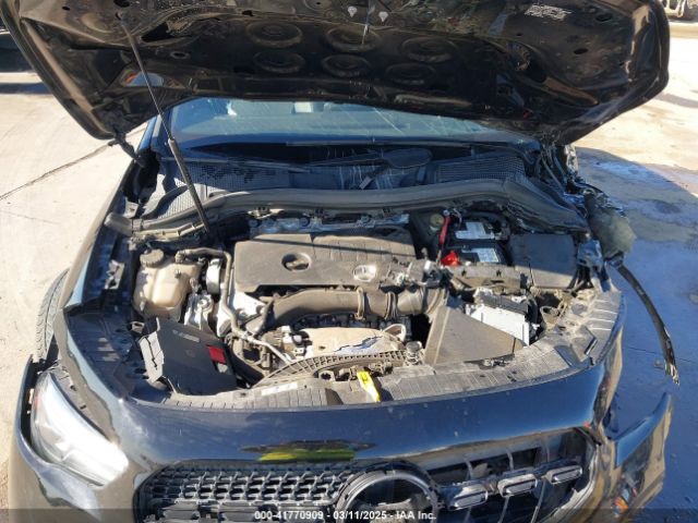 W1N4N4GB3NJ400971 Mercedes-Benz GLA 250