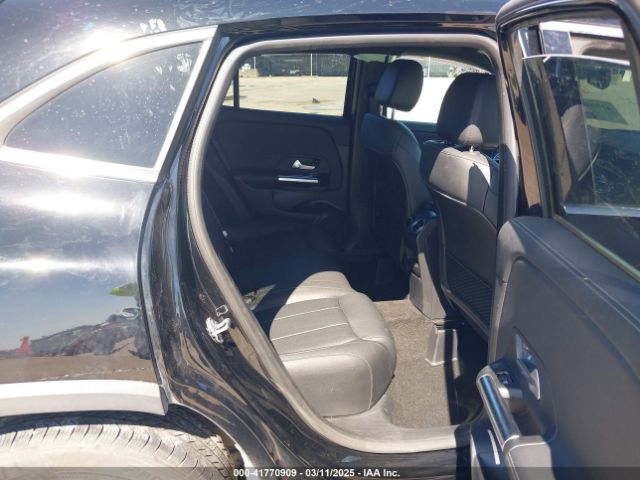 W1N4N4GB3NJ400971 Mercedes-Benz GLA 250