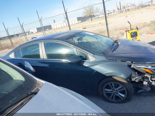 1G1BE5SM9J7112045 Chevrolet Cruze Lt Auto