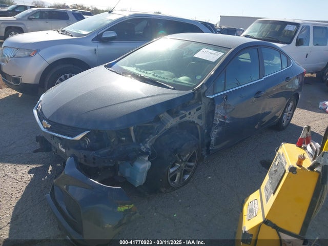1G1BE5SM9J7112045 Chevrolet Cruze Lt Auto