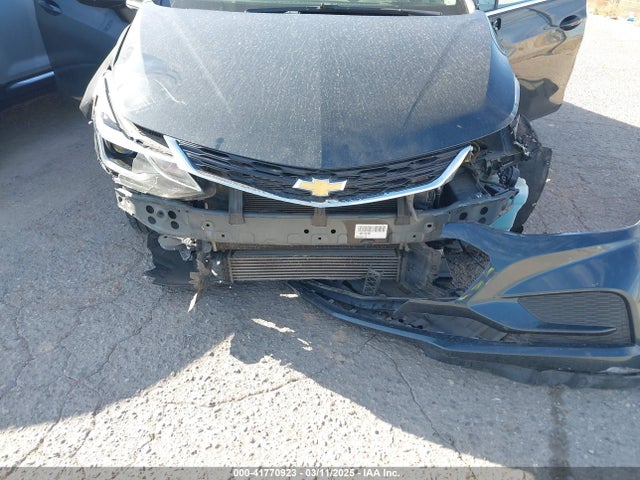 1G1BE5SM9J7112045 Chevrolet Cruze Lt Auto