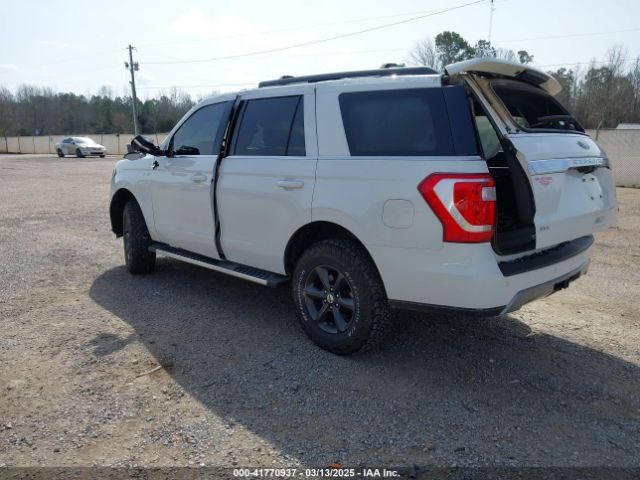 1FMJU1JT3MEA73083 Ford Expedition Xlt
