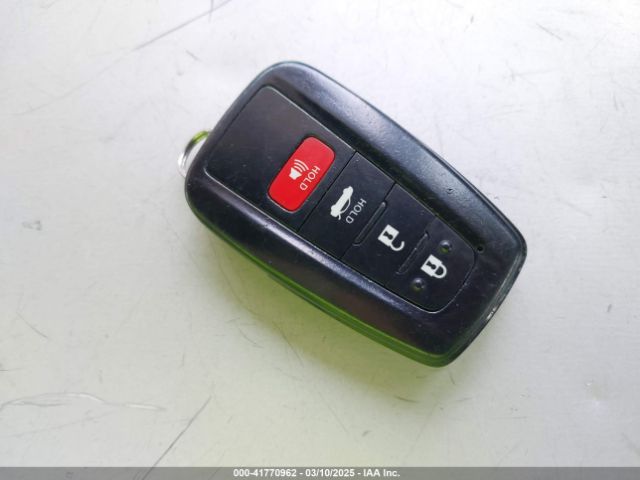 4T1B11HK5KU682107 Toyota CAMRY LE