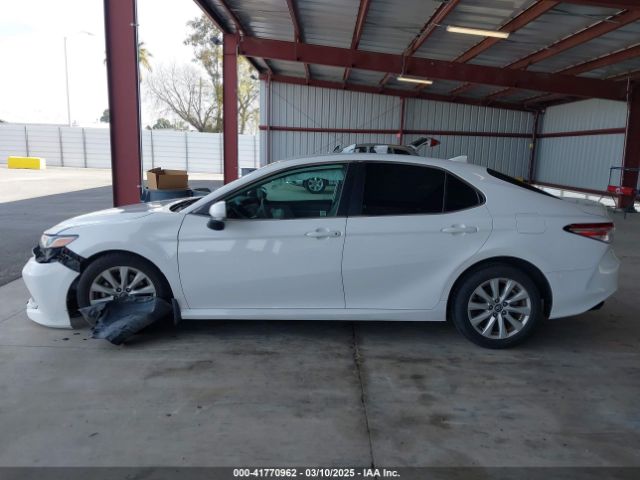 4T1B11HK5KU682107 Toyota CAMRY LE
