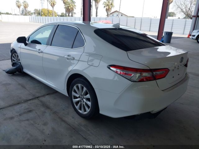 4T1B11HK5KU682107 Toyota CAMRY LE