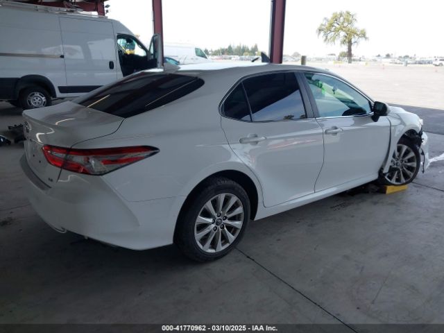 4T1B11HK5KU682107 Toyota CAMRY LE