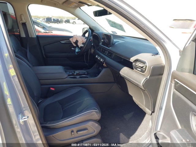 5FNYG1H83PB049297 Honda Pilot Awd Elite