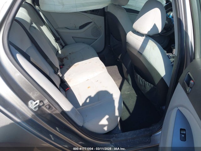 5XXGM4A7XFG454768 KIA Optima Lx