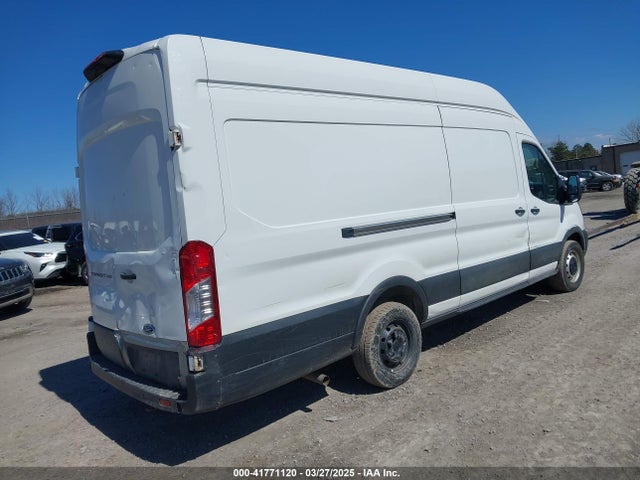 1FTBR3X8XNKA71066 Ford Transit-250 Cargo Van