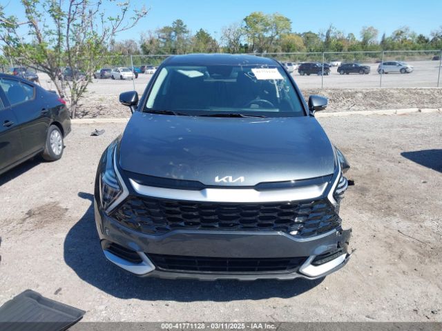 KNDPV3DF5R7258051 KIA Sportage Ex