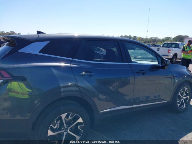 KNDPV3DF5R7258051 KIA Sportage Ex