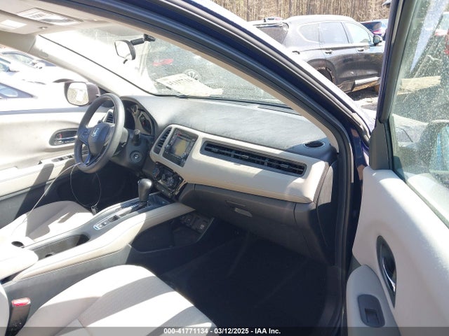 3CZRU5H32GM745972 Honda HR-V LX