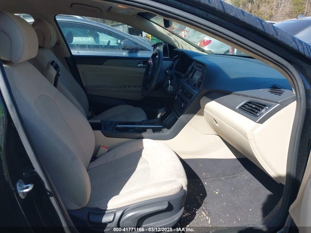 5NPE24AF6FH243110 Hyundai SONATA SE
