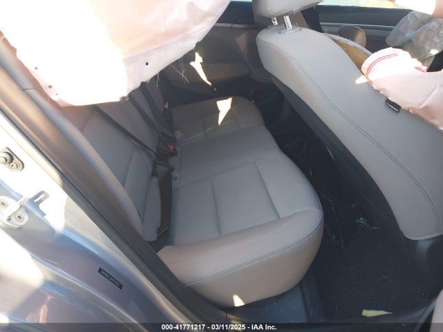 5NPD84LF3HH117250 Hyundai ELANTRA SE