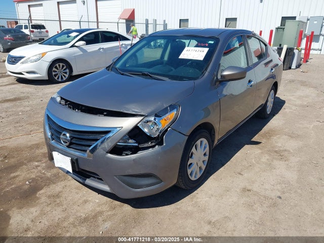 3N1CN7AP4HK429197 Nissan Versa 1.6 Sv