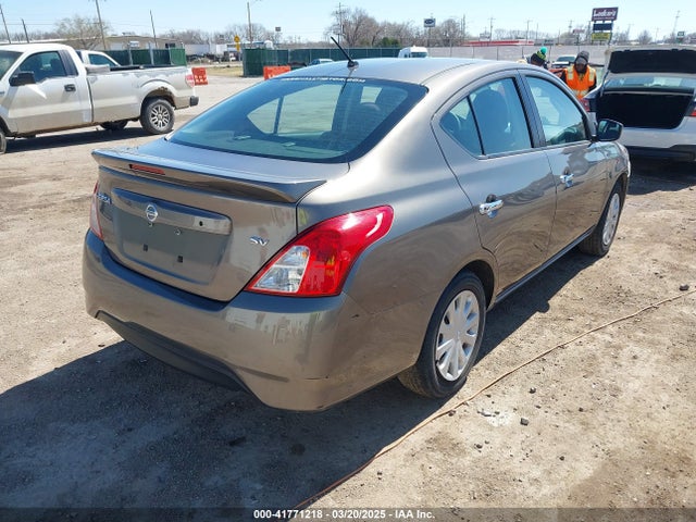 3N1CN7AP4HK429197 Nissan Versa 1.6 Sv