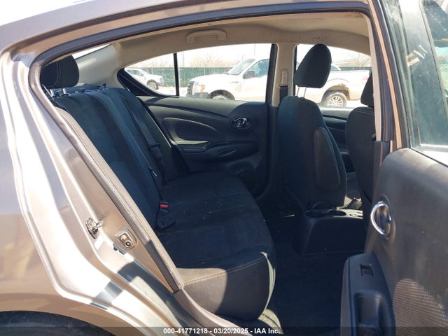 3N1CN7AP4HK429197 Nissan Versa 1.6 Sv