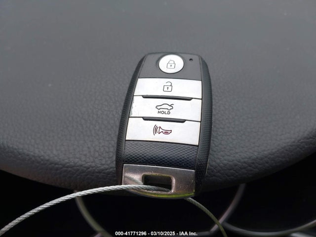 41771296 :رقم المزاد ، 5XXGN4A76FG511366 vin ، 2015 Kia Optima Ex مزاد بيع