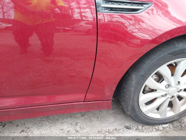 41771296 :رقم المزاد ، 5XXGN4A76FG511366 vin ، 2015 Kia Optima Ex مزاد بيع