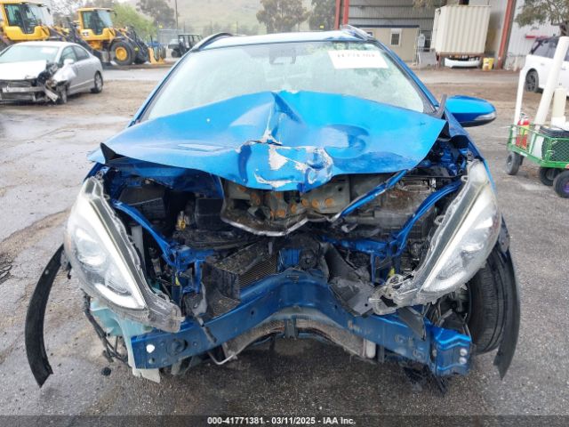 JTDKDTB33J1605065 Toyota Prius C One
