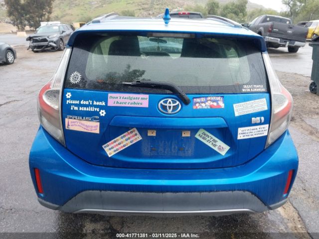 JTDKDTB33J1605065 Toyota Prius C One