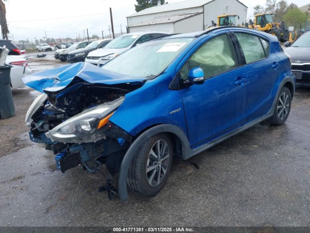 JTDKDTB33J1605065 Toyota Prius C One