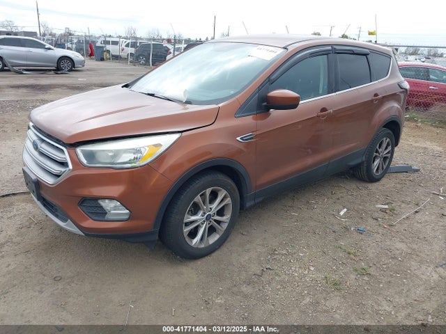 1FMCU0GDXHUA54741 Ford ESCAPE SE