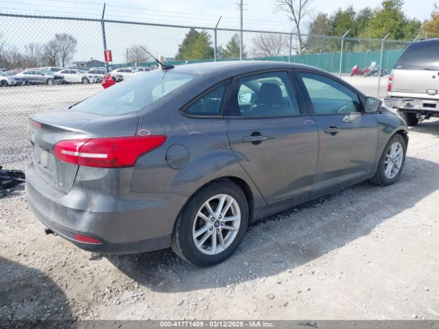1FADP3F24HL243608 Ford FOCUS SE