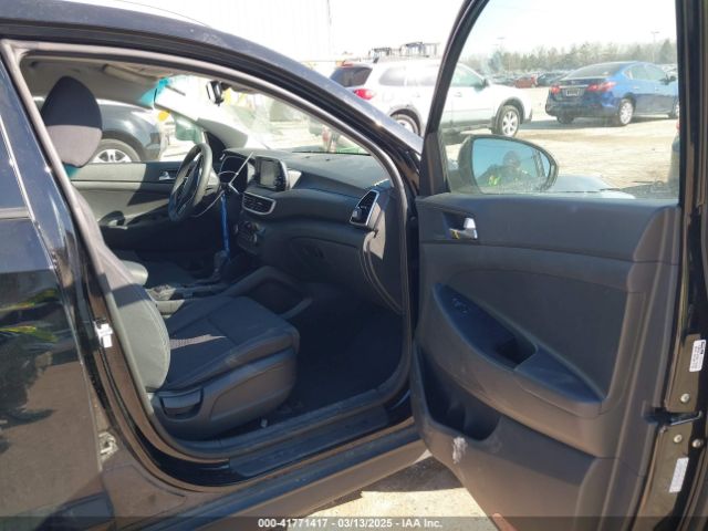 KM8J3CA48KU032877 Hyundai Tucson Value