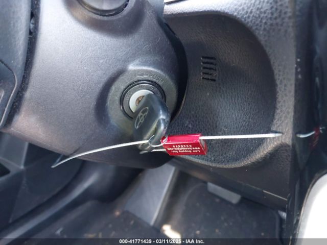 5YFBURHE9KP894803 Toyota COROLLA LE