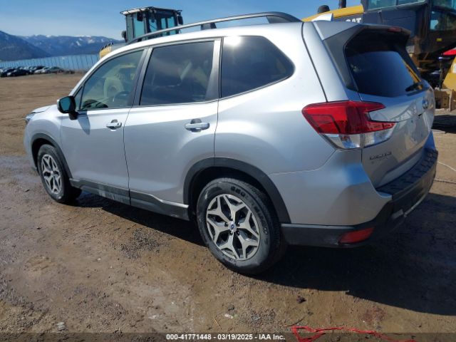 2020 SUBARU FORESTER JF2SKAJC2LH520337 Photo 2