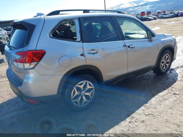 2020 SUBARU FORESTER JF2SKAJC2LH520337 Photo 3