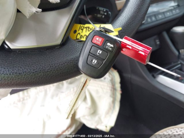 5YFBURHE2EP154899 Toyota COROLLA LE
