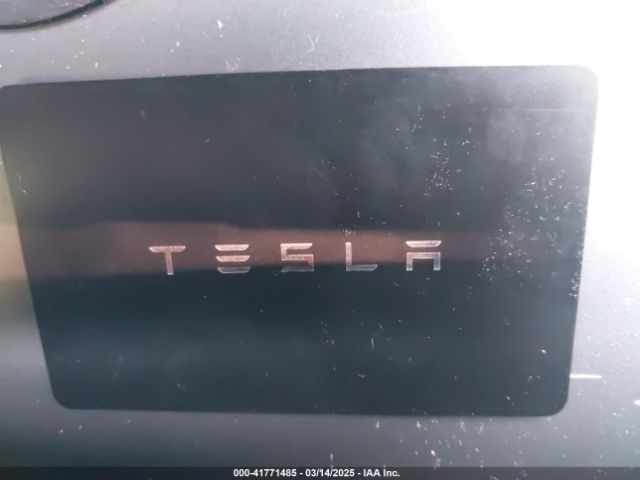 7SAYGDEE9RA269882 Tesla Model Y Long Range Dual Motor All-wheel Drive