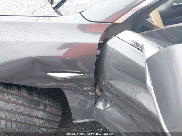 5YJ3E1EA3JF043806 Tesla MODEL 3