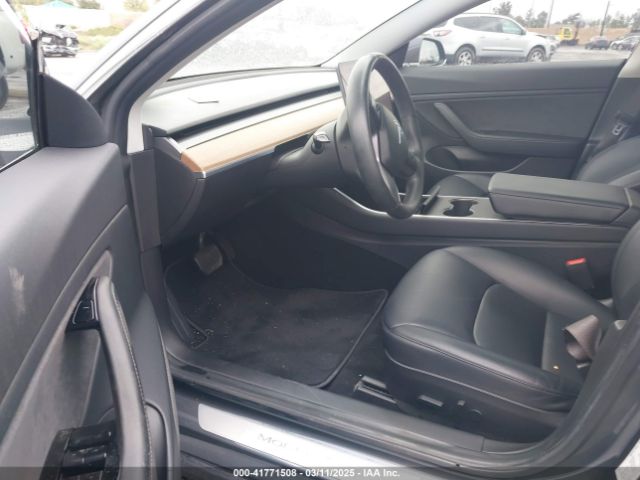2018 TESLA MODEL 3 5YJ3E1EA3JF043806 Photo 4