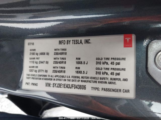 2018 TESLA MODEL 3 5YJ3E1EA3JF043806 Photo 8
