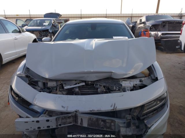 2C3CDXJG7NH214111 Dodge Charger Sxt Awd